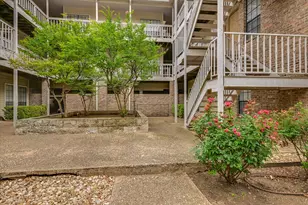 715 W 22nd 1/2 St, Austin, TX 78705 - Photo 12