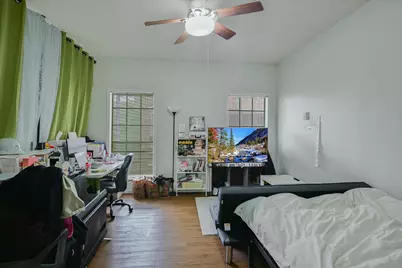 715 W 22nd 1/2 Street #208, Austin, TX 78705 - Photo 10