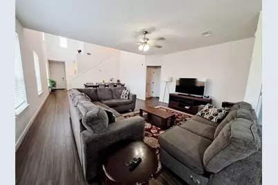 8000 Prairie Rye Drive, Lago Vista, TX 78645 - Photo 10