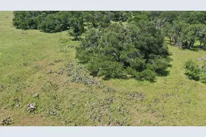 3215 County Road 305, Jarrell, TX 76537 - Photo 10