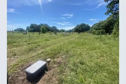 3215 County Road 305, Jarrell, TX 76537 - Photo 22