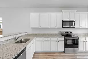 18400 Stellers Sea St, Elgin, TX 78621 - Photo 4