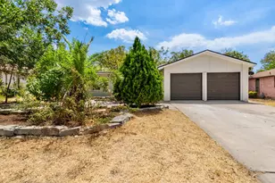 1307 Meadgreen Dr, Austin, TX 78758 - Photo 24
