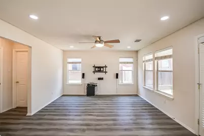11116 Los Comancheros Road, Austin, TX 78717 - Photo 8
