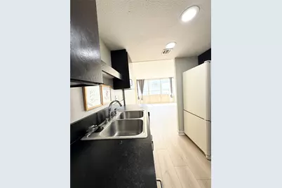 1800 Lavaca Street #705, Austin, TX 78701 - Photo 10