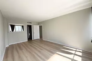 1800 Lavaca St, Austin, TX 78701 - Photo 8