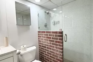 1800 Lavaca St, Austin, TX 78701 - Photo 10