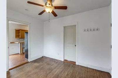 1903 E 10th Street, Austin, TX 78702 - Photo 4