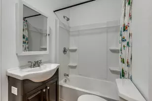 1903 E 10th St, Austin, TX 78702 - Photo 12