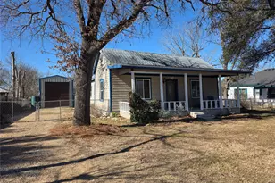 415 N Main St, Rockdale, TX 76567 - Photo 2