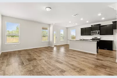 451 Butterfly Bush Court, New Braunfels, TX 78130 - Photo 4