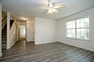 101 S Mockingbird Cir, Cedar Creek, TX 78612 - Photo 8