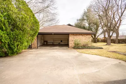 3005 Davis Street, Taylor, TX 76574 - Photo 30