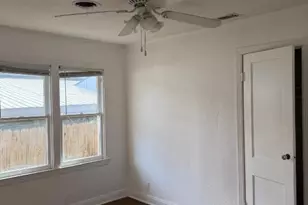 511 W Odell St, Austin, TX 78752 - Photo 6