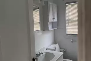 511 W Odell St, Austin, TX 78752 - Photo 12