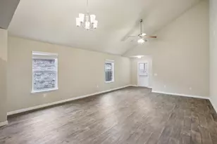 11024 Pack Wagon Trail, Austin, TX 78754 - Photo 6