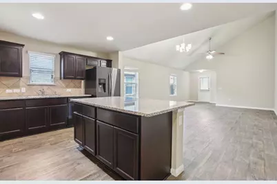 11024 Pack Wagon Trail, Austin, TX 78754 - Photo 2
