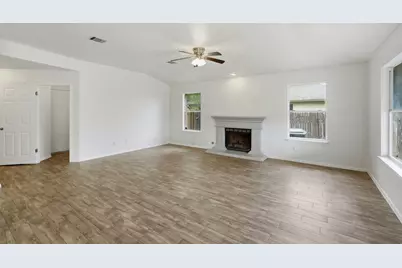 1005 Rolling Ridge Drive, Round Rock, TX 78665 - Photo 2