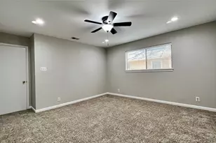 5837 Secrest Dr, Austin, TX 78759 - Photo 10