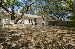 5837 Secrest Dr, Austin, TX 78759 - Photo 16