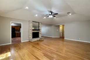 5837 Secrest Dr, Austin, TX 78759 - Photo 6