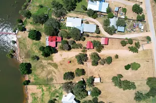 734 Island Dr, Bluffton, TX 78607 - Photo 36