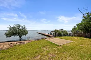 734 Island Dr, Bluffton, TX 78607 - Photo 34