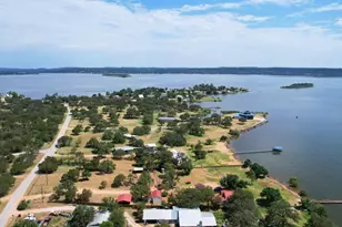 734 Island Dr, Bluffton, TX 78607 - Photo 32