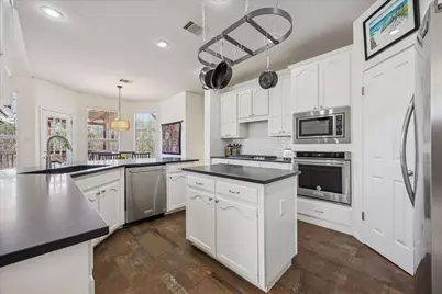 3702 Runnels Court, Austin, TX 78732 - Photo 14