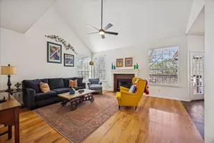 3702 Runnels Ct, Austin, TX 78732 - Photo 10