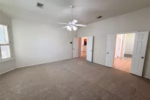117 Brentwood Dr, Georgetown, TX 78628 - Photo 4