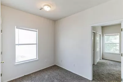 1107 E 3rd Street, Georgetown, TX 78626 - Photo 18