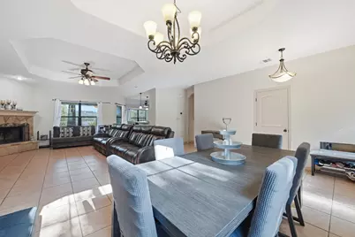 104 Cowal Drive N, Briarcliff, TX 78669 - Photo 6