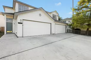 808 Sagewood Trail, San Marcos, TX 78666 - Photo 2