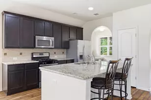 339 Sycamore St, Georgetown, TX 78633 - Photo 12