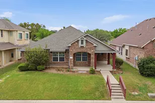 339 Sycamore St, Georgetown, TX 78633 - Photo 1