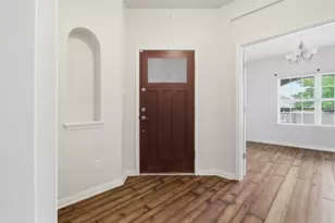 339 Sycamore St, Georgetown, TX 78633 - Photo 6