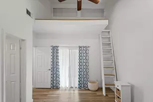 506 W San Antonio St, San Marcos, TX 78666 - Photo 16