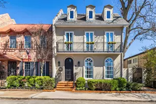 1810 W 35th St, Austin, TX 78703 - Photo 4