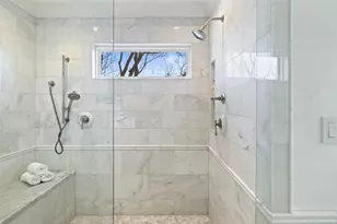 1810 W 35th St, Austin, TX 78703 - Photo 24