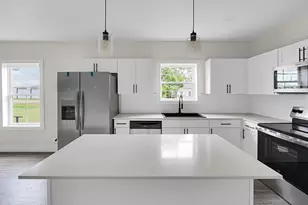 200 S Narcissus St, Thornton, TX 75838 - Photo 8