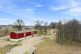 130 Gato Rd, Cedar Creek, TX 78612 - Photo 2
