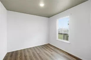 130 Gato Rd, Cedar Creek, TX 78612 - Photo 12