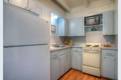 3011 Whitis Avenue #201, Austin, TX 78705 - Photo 4