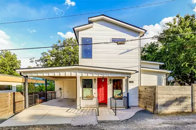 2004 E 16th Street #B, Austin, TX 78702 - Photo 2