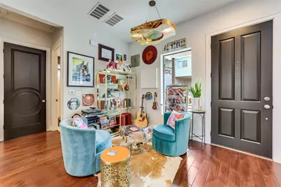 2004 E 16th Street #B, Austin, TX 78702 - Photo 6