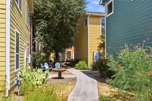 1601 Miriam Ave, Austin, TX 78702 - Photo 20