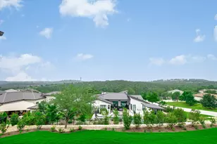 402 Sweet Grass Ln, Austin, TX 78738 - Photo 4