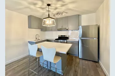 1304 Summit Street #202, Austin, TX 78741 - Photo 8