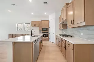 129 Bishop Wood Rd, Dripping Springs, TX 78620 - Photo 6